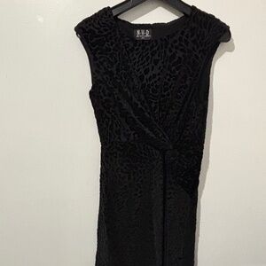 Sleeveless above knee length bodycon dress